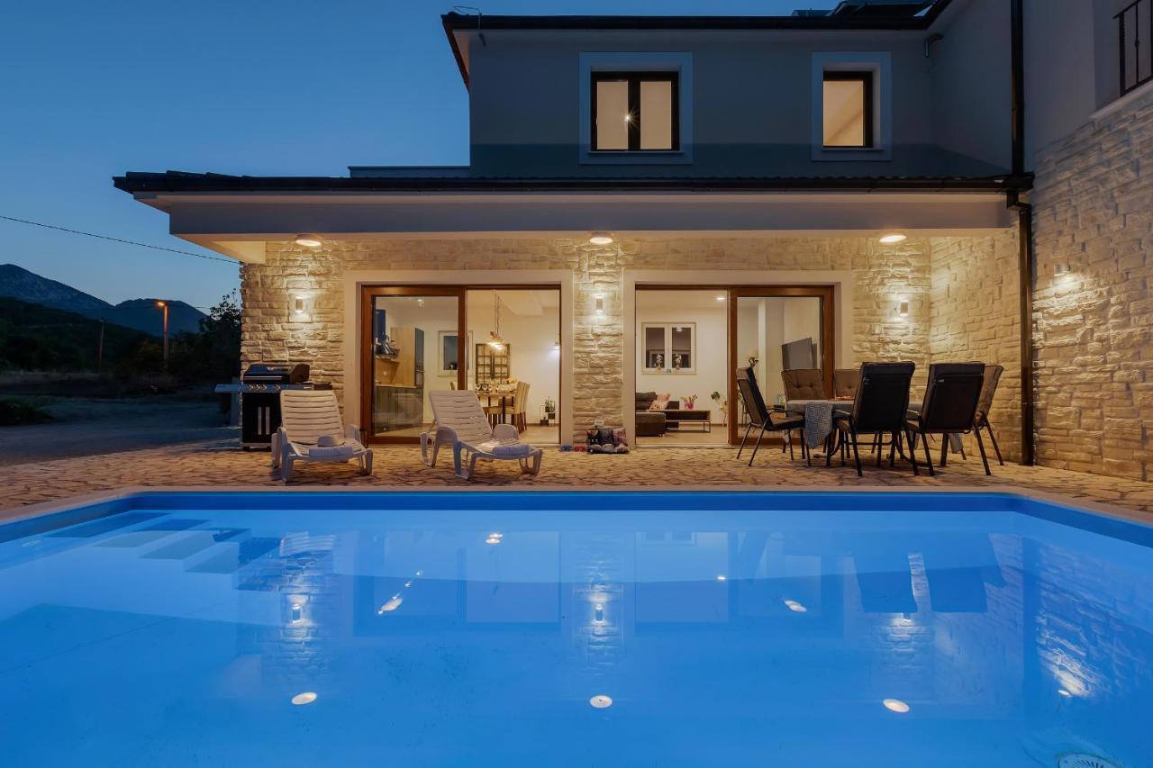 Charming Holiday Home Dolac In Rural Area With Pool Слиме Экстерьер фото